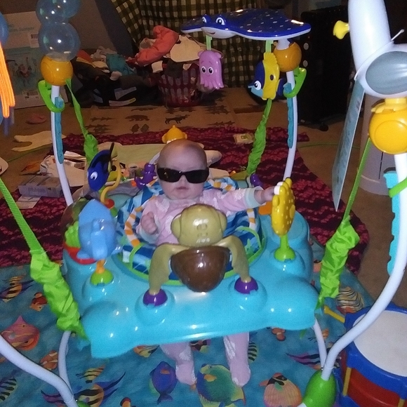 FindingNemo activity jumper - Picture 1 of 3
